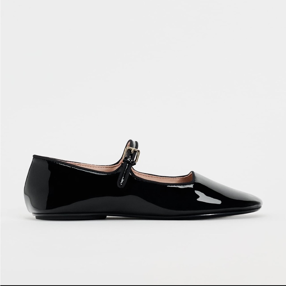 Zara Patent Faux Leather Mary Jane flats